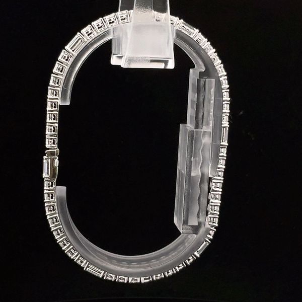 Diamond Bracelets Image 4 Austin's Fine Diamonds & Jewelry Lyndhurst, NJ