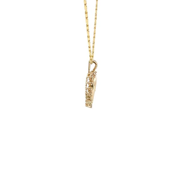 Gold Pendants Image 4 Austin's Fine Diamonds & Jewelry Lyndhurst, NJ