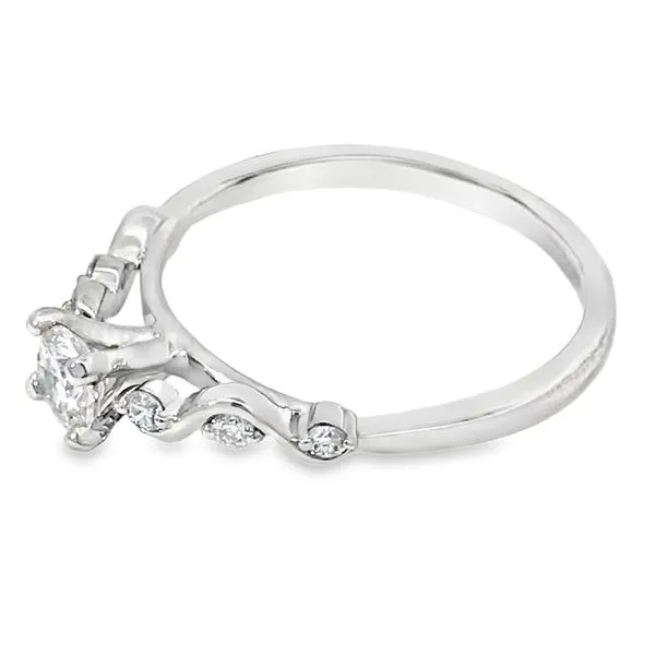 Engagement Ring Image 3 Banks Jewelers Burnsville, NC