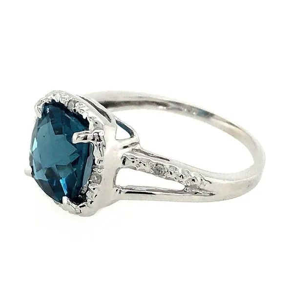 Fashion Ring Image 2 Banks Jewelers Burnsville, NC