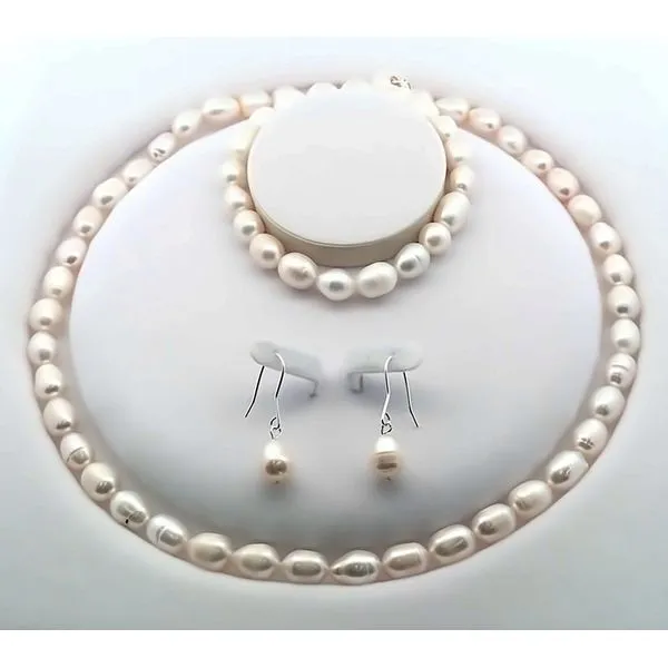 Pearl Strand Banks Jewelers Burnsville, NC