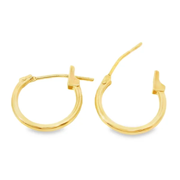 Gold Earrings Banks Jewelers Burnsville, NC