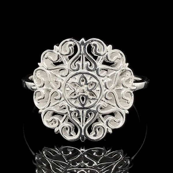 Ring Banks Jewelers Burnsville, NC