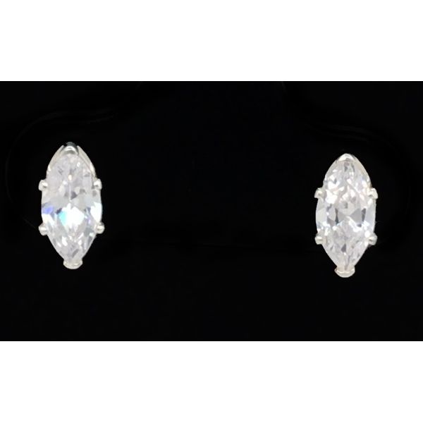 Earrings Banks Jewelers Burnsville, NC