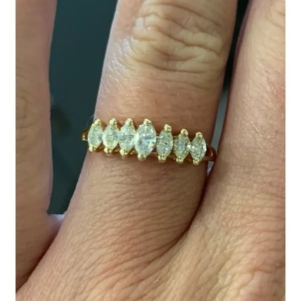 001-120-00064 Barnes Jewelers Goldsboro, NC