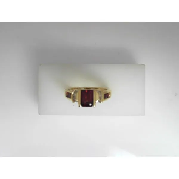 Estate Lady's 10 KaratYellow Gold Garnet & Diamond Ring Barnett Jewelers Jacksonville, FL