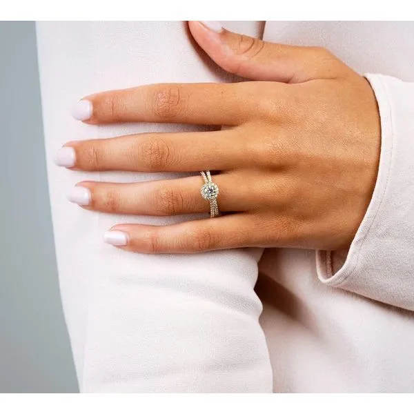 14K White Gold Round Halo Diamond Engagement Ring Image 2 Barthau Jewellers Stouffville, ON