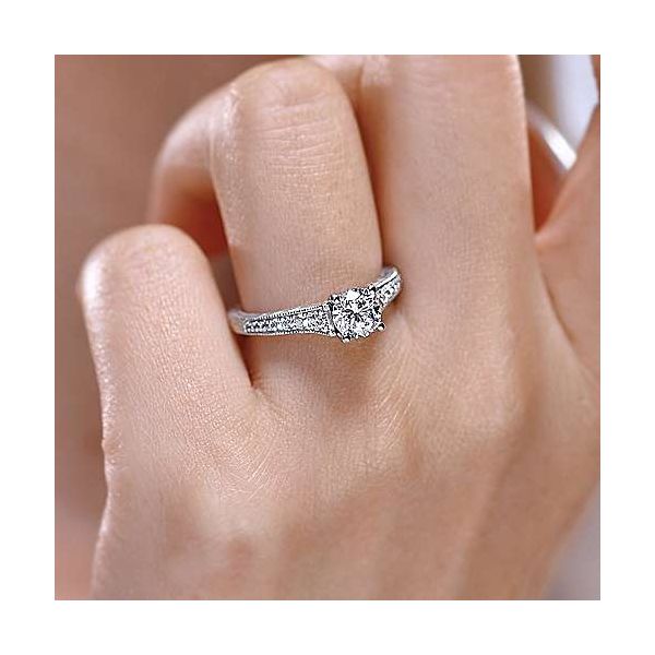 Engagement Ring Image 3 Barthau Jewellers Stouffville, ON