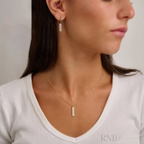 14K Yellow Gold Pave Diamond Vertical Bar Necklace Image 2 Barthau Jewellers Stouffville, ON