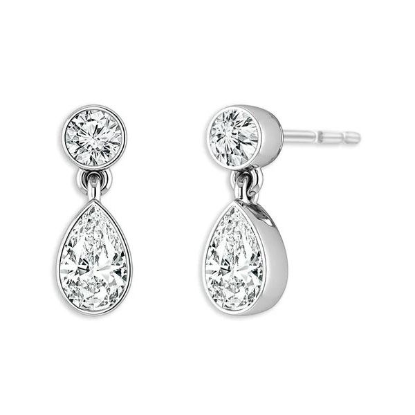 Lab-Grown Diamond Earrings Image 2 Barthau Jewellers Stouffville, ON