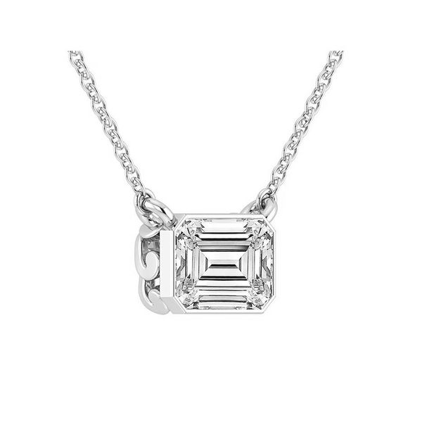 Lab-Grown Diamond Necklace Image 2 Barthau Jewellers Stouffville, ON