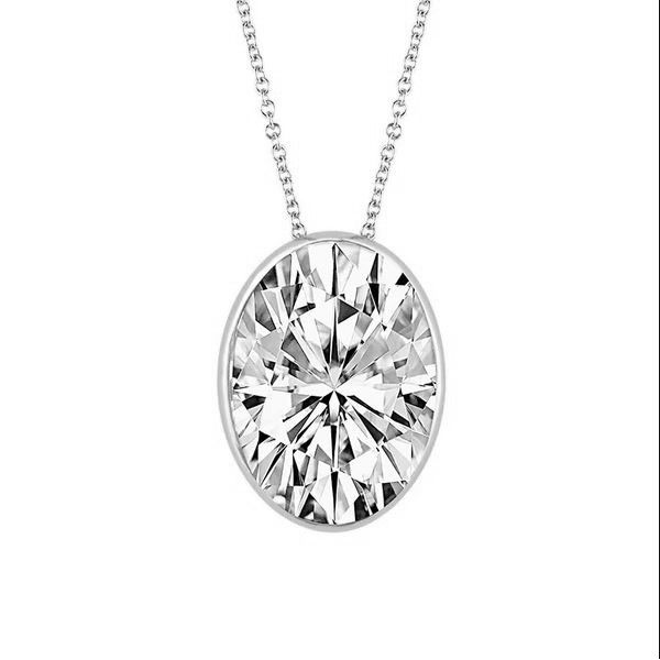 Lab-Grown Diamond Necklace Image 2 Barthau Jewellers Stouffville, ON