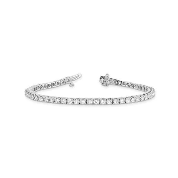 Lab-Grown Diamond Bracelets Barthau Jewellers Stouffville, ON