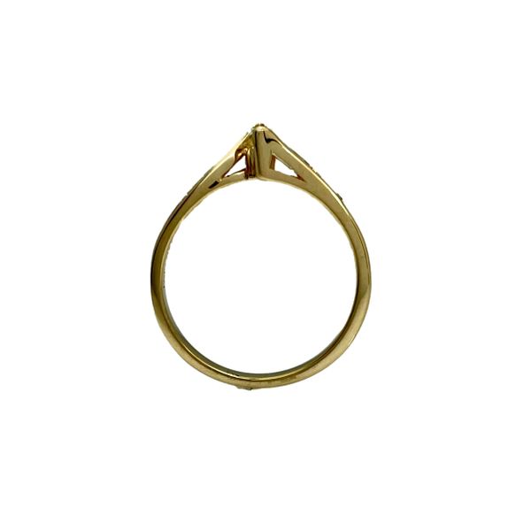 Estate Rings Image 2 Barthau Jewellers Stouffville, ON