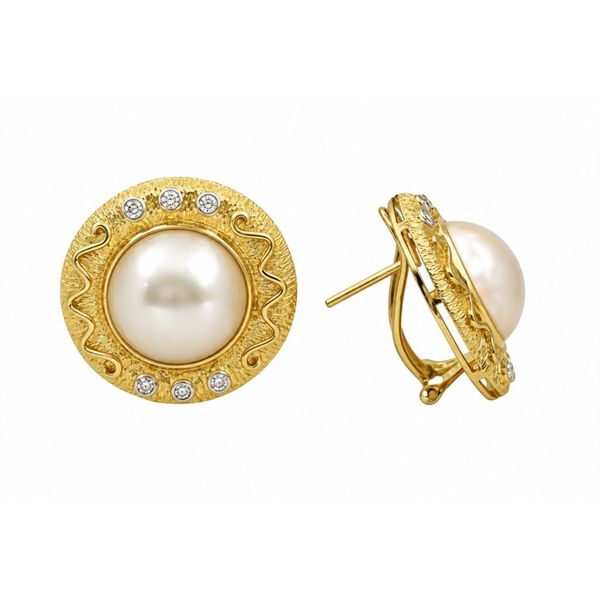 18K Yellow Gold Mabe Pearl (14mm) & Diamond Estate Earrings Barthau Jewellers Stouffville, ON