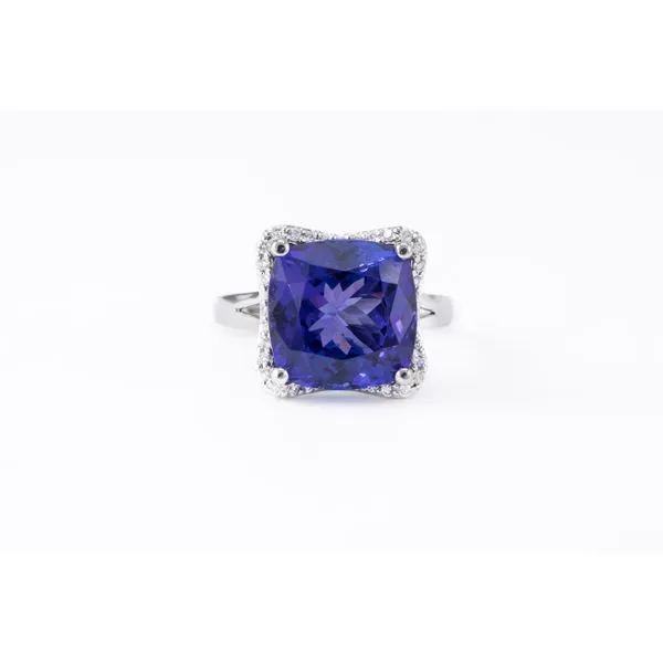 Tanzanite and Diamond Ring Bashinski Fine Gems & Jewelry, Inc Macon, GA
