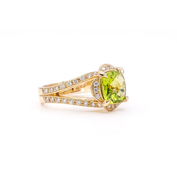 Peridot and Diamond Ring Image 2 Bashinski Fine Gems & Jewelry, Inc Macon, GA