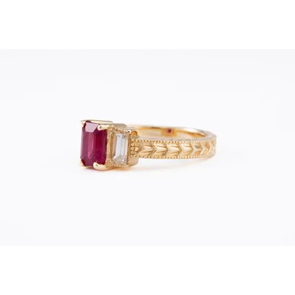 Ruby and Diamond Ring Image 2 Bashinski Fine Gems & Jewelry, Inc Macon, GA