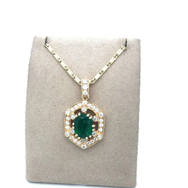 Emerald and Diamond Pendant Image 2 Bashinski Fine Gems & Jewelry, Inc Macon, GA