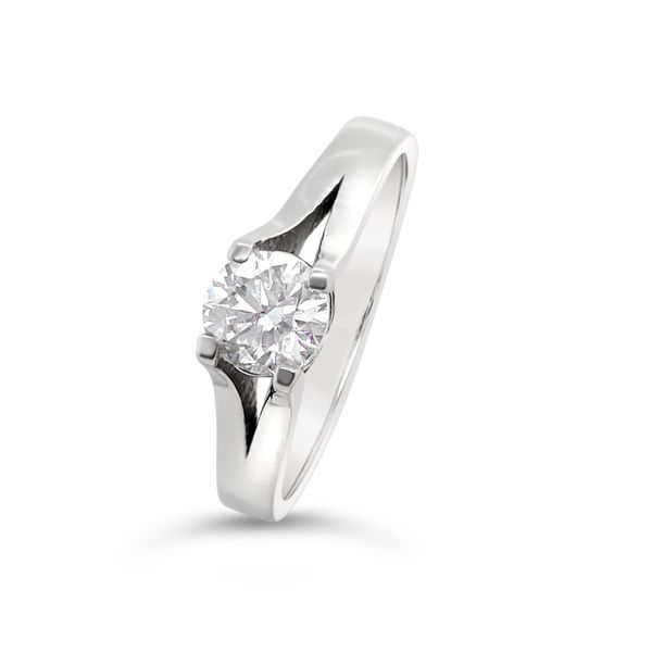 Classic Solitaire Diamond Engagement Ring Image 3 Baxter's Fine Jewelry Warwick, RI