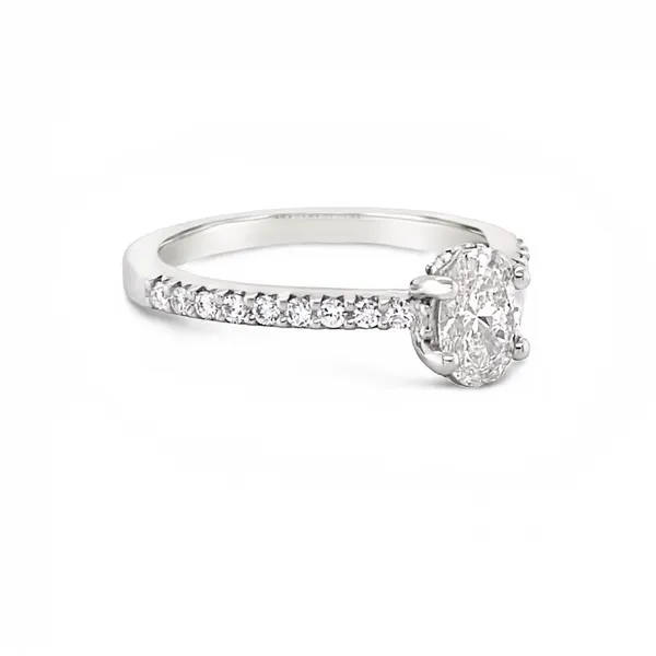Classic Oval Engagement Ring Image 2 Baxter's Fine Jewelry Warwick, RI