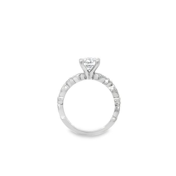Round Engagement Ring Image 3 Baxter's Fine Jewelry Warwick, RI