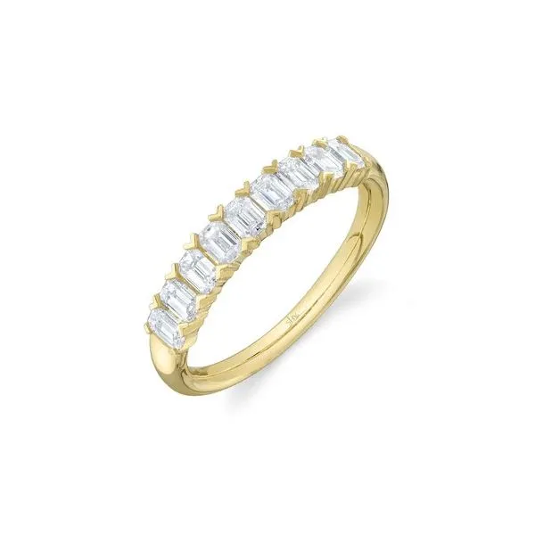 Emerald Cut Diamond Band