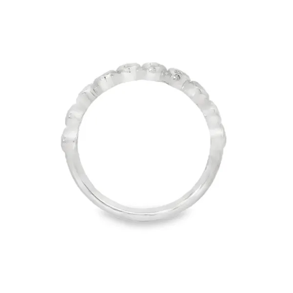 Oval Diamond Band Image 4 Baxter's Fine Jewelry Warwick, RI