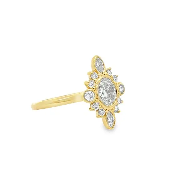 Oval Engagement Ring thumb image 2