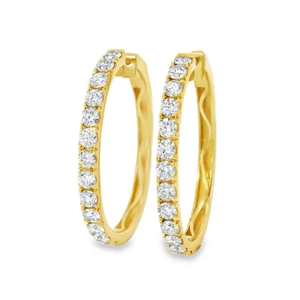 Oval Hoop Earrings Baxter's Fine Jewelry Warwick, RI