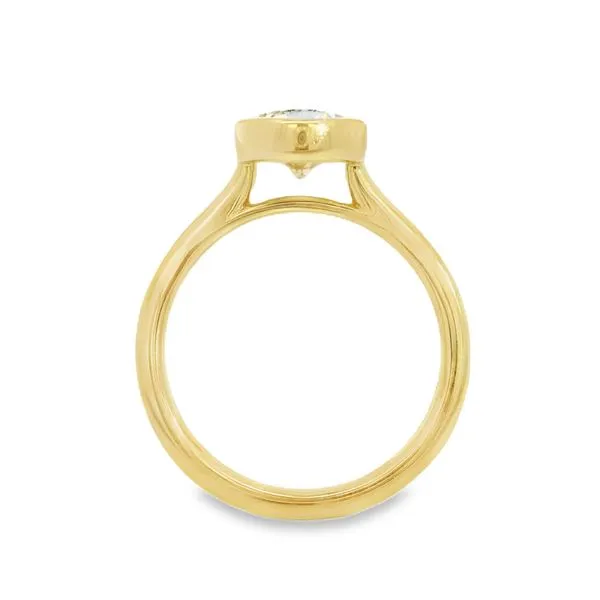 Lab Grown Diamond Soliatire Ring Image 3 Baxter's Fine Jewelry Warwick, RI