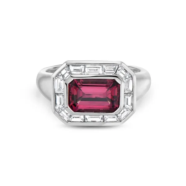 18k Garnet and Diamond Ring
