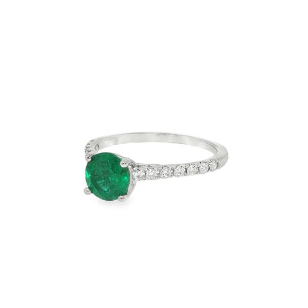 Emerald and Diamond Ring Image 2 Baxter's Fine Jewelry Warwick, RI