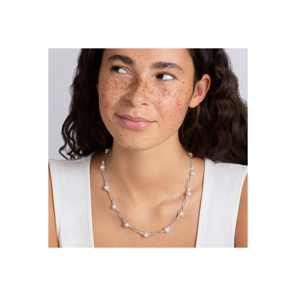 Fleur Pearl Link Necklace Image 2 Baxter's Fine Jewelry Warwick, RI