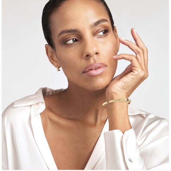 Gold Zig-Zag Bangle Bracelet Image 2 Baxter's Fine Jewelry Warwick, RI