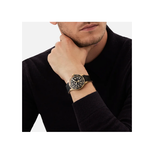 Montblanc Iced Sea Automatic Date Image 3 Baxter's Fine Jewelry Warwick, RI