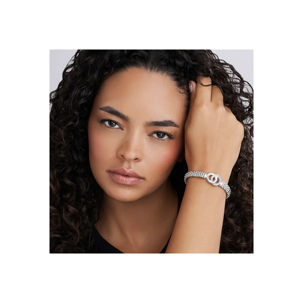 Silver Interlocking Diamond Caviar Bracelet | 9mm Image 2 Baxter's Fine Jewelry Warwick, RI