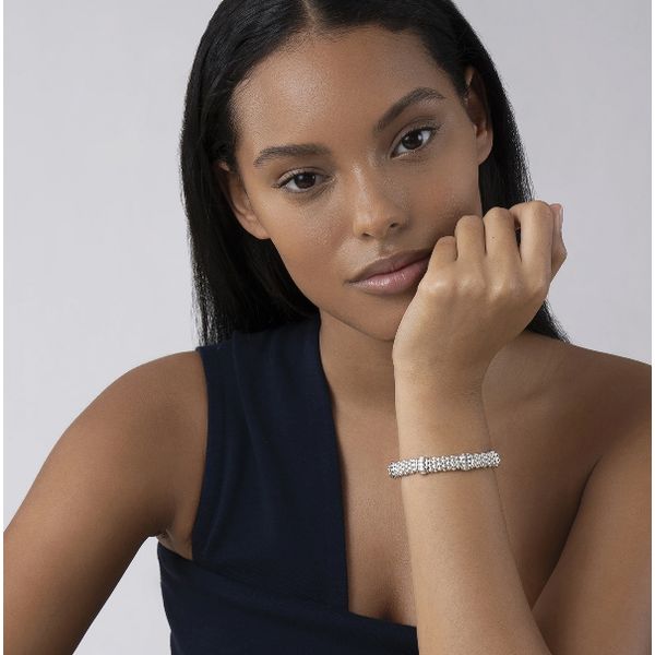 Fluted Station Bracelet Image 3 Baxter's Fine Jewelry Warwick, RI