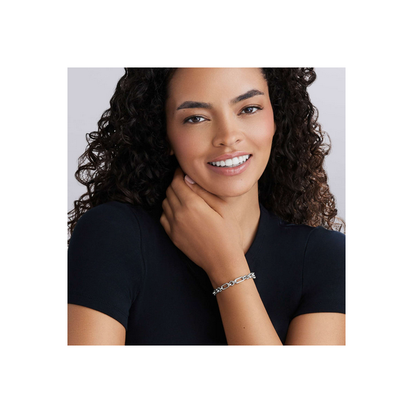 Petite Sterling Silver Link Bracelet Image 2 Baxter's Fine Jewelry Warwick, RI