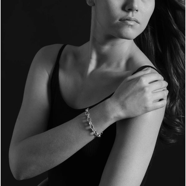 Caviar Bead Link Bracelet Image 3 Baxter's Fine Jewelry Warwick, RI