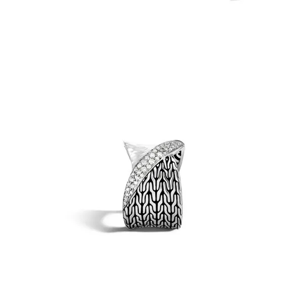 Twisted Pavé Band Ring Image 2 Baxter's Fine Jewelry Warwick, RI