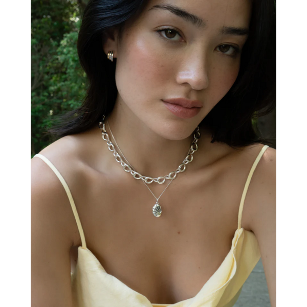 Sterling Silver Seashell and Starfish Locket Image 2 Baxter's Fine Jewelry Warwick, RI