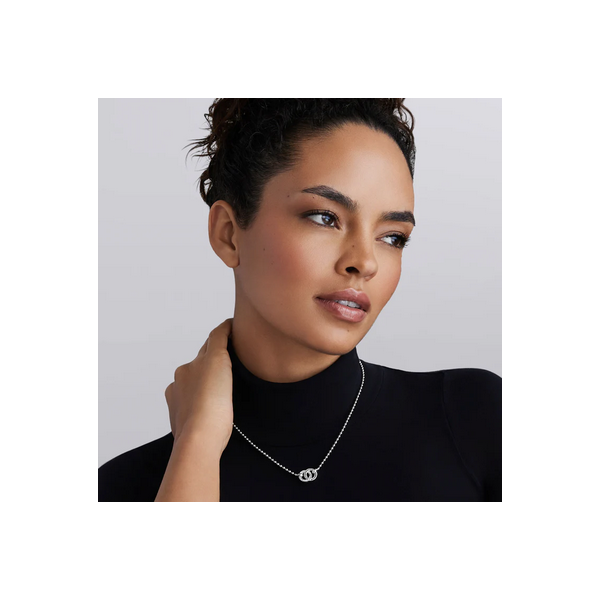 Silver Interlocking Diamond Pendant Necklace Image 2 Baxter's Fine Jewelry Warwick, RI