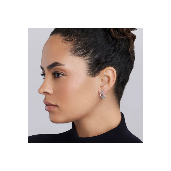 Sterling Silver Caviar Link Oval Hoop Earrings Image 2 Baxter's Fine Jewelry Warwick, RI