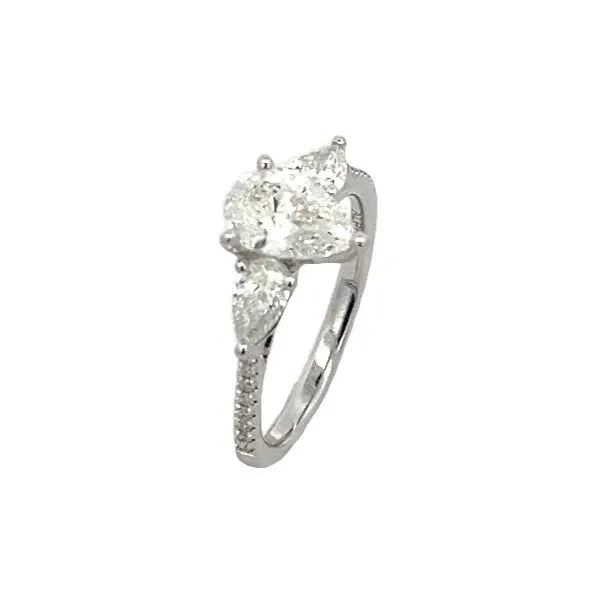 Engagement Ring Bay Area Diamond Company Green Bay, WI