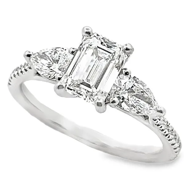 Engagement Ring Bay Area Diamond Company Green Bay, WI