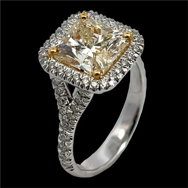 Engagement Ring Bay Area Diamond Company Green Bay, WI
