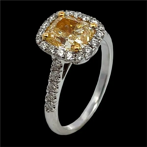 Engagement Ring Bay Area Diamond Company Green Bay, WI