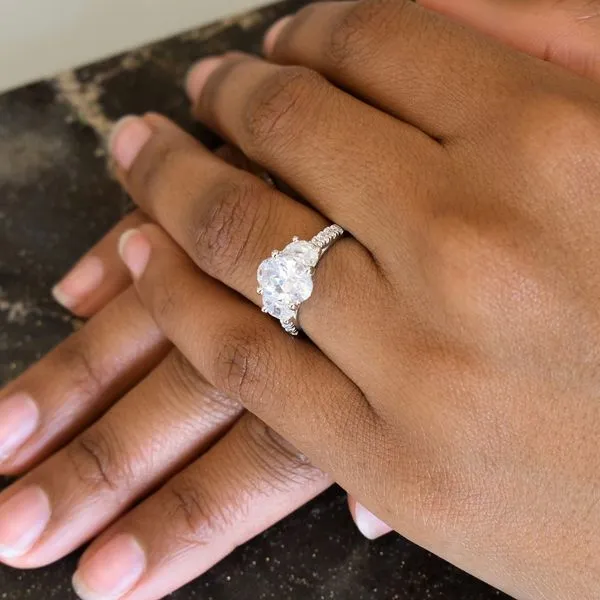 Martin Flyer Engagement Ring Image 2 Bay Area Diamond Company Green Bay, WI