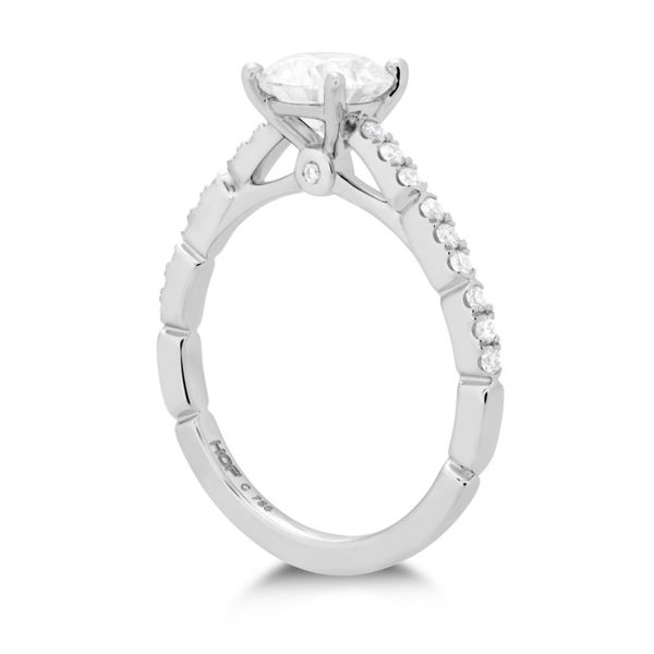 Hearts on Fire Cali Chic Engagement Ring Image 2 Becky Beauchine Kulka Diamonds and Fine Jewelry Okemos, MI